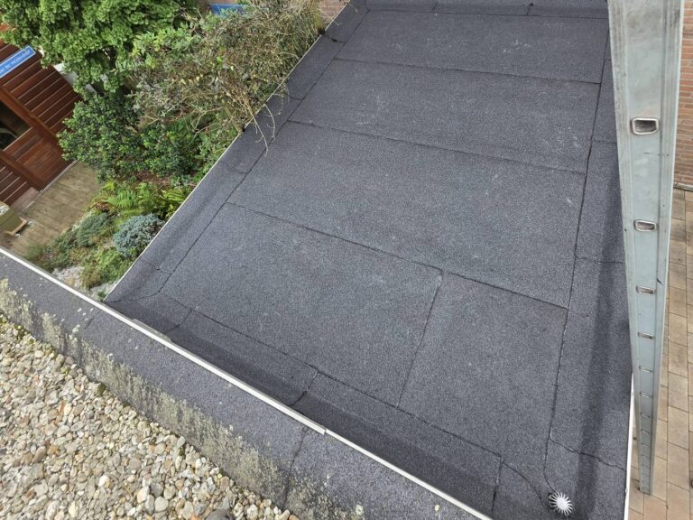 Bitumen dakbedekking in Valkenswaard door Dakdekker Specialist Valkenswaard